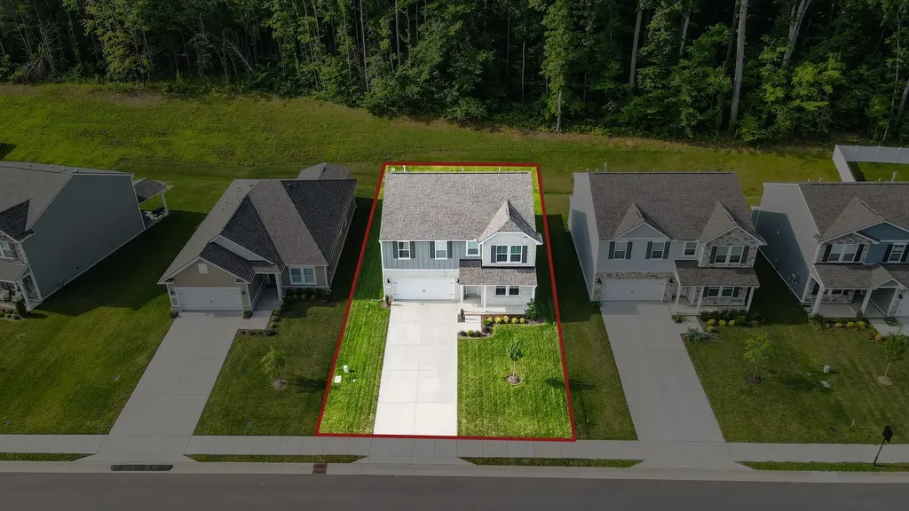 333 Brook Avenue White House TN 37188