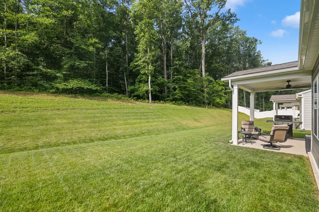 333 Brook Avenue White House TN 37188
