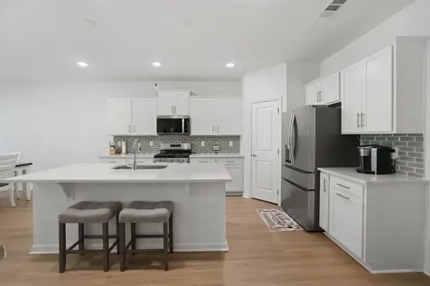333 Brook Avenue White House TN 37188