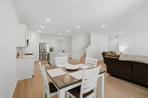 333 Brook Avenue White House TN 37188