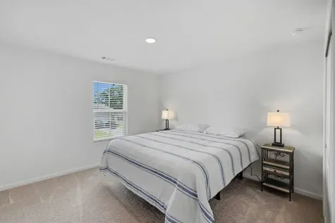 333 Brook Avenue White House TN 37188