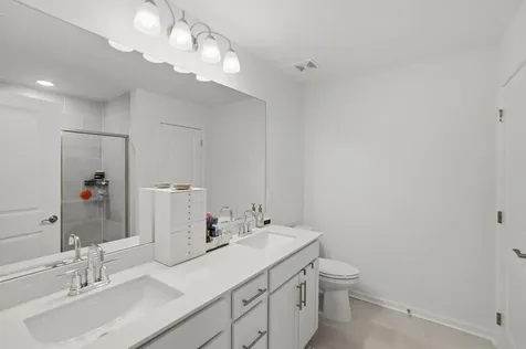 333 Brook Avenue White House TN 37188