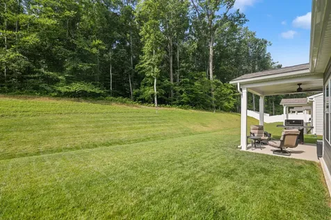 333 Brook Avenue White House TN 37188