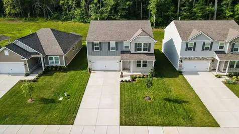 333 Brook Avenue White House TN 37188