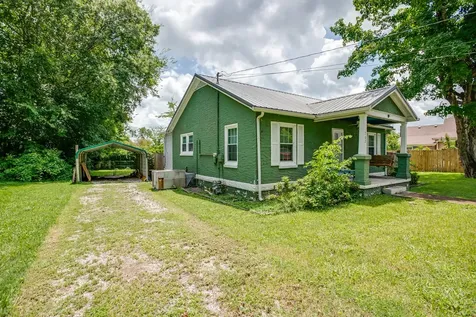 202 N Cherry Street Mount Pleasant TN 38474