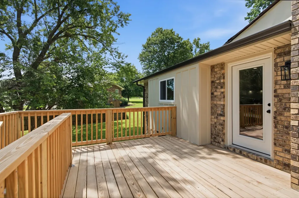 1025 Woodmont Drive Gallatin TN 37066
