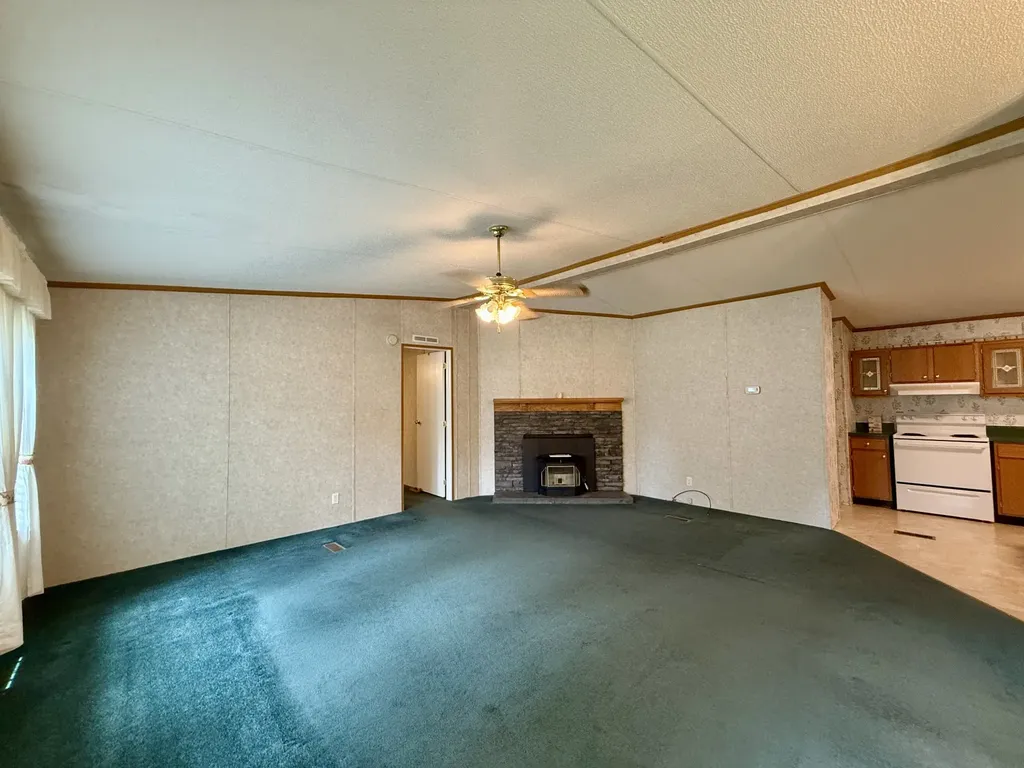 10019 Carlas Cove Lyles TN 37098