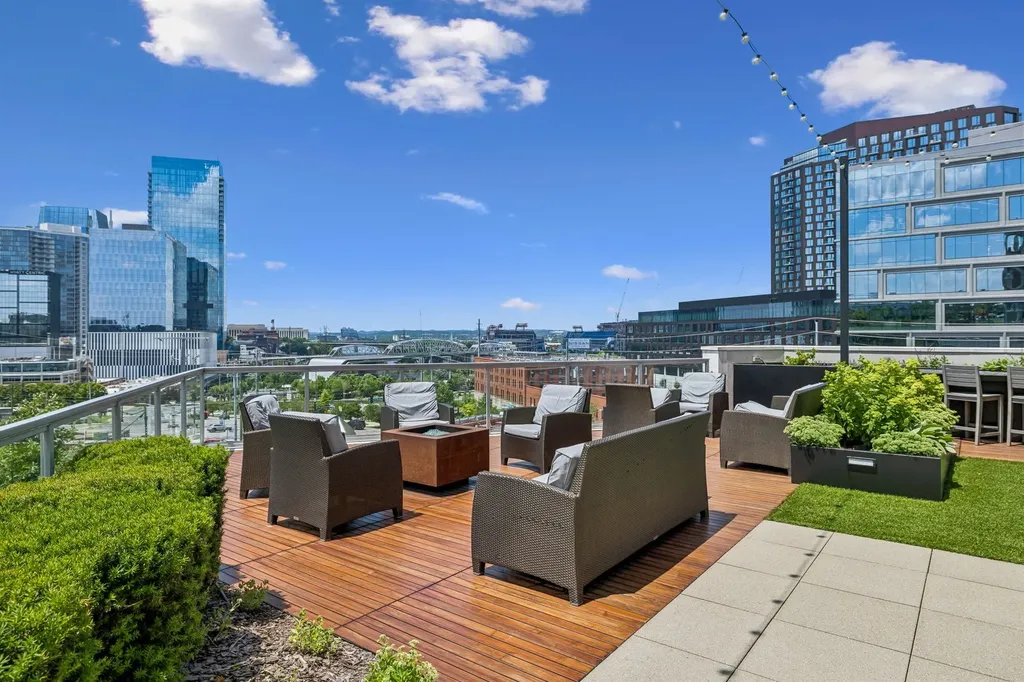 20 Rutledge Street Nashville TN 37210