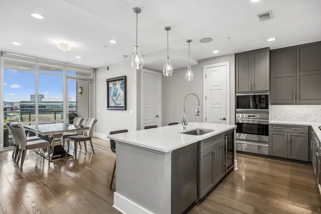 20 Rutledge Street Nashville TN 37210