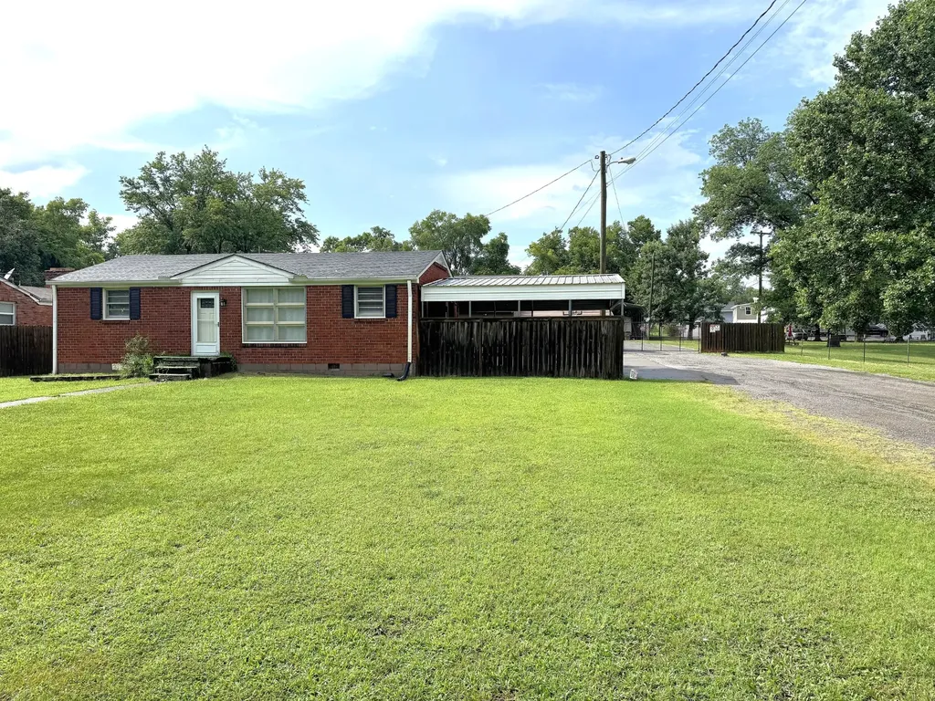 549 E Maple Street Madison TN 37115