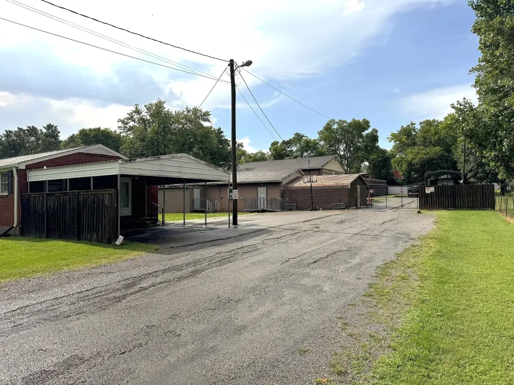 549 E Maple Street Madison TN 37115
