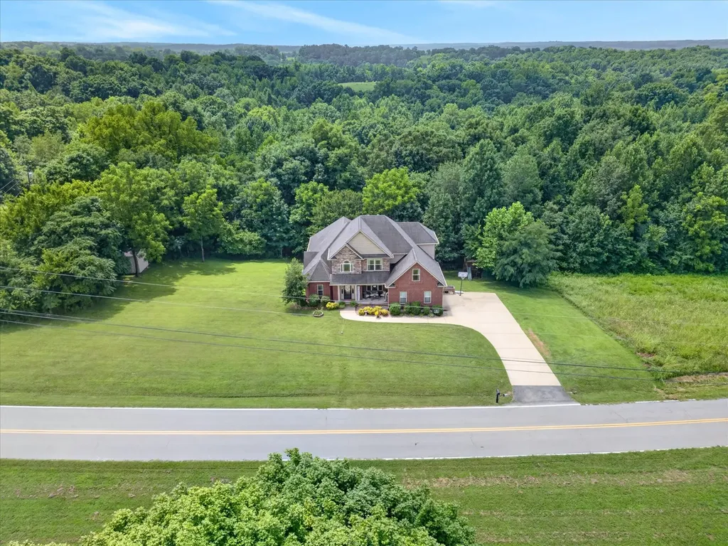 2380 Lock B Road, N Clarksville TN 37043