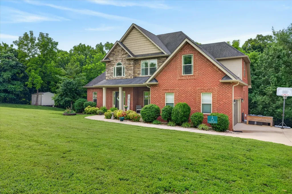 2380 Lock B Road, N Clarksville TN 37043