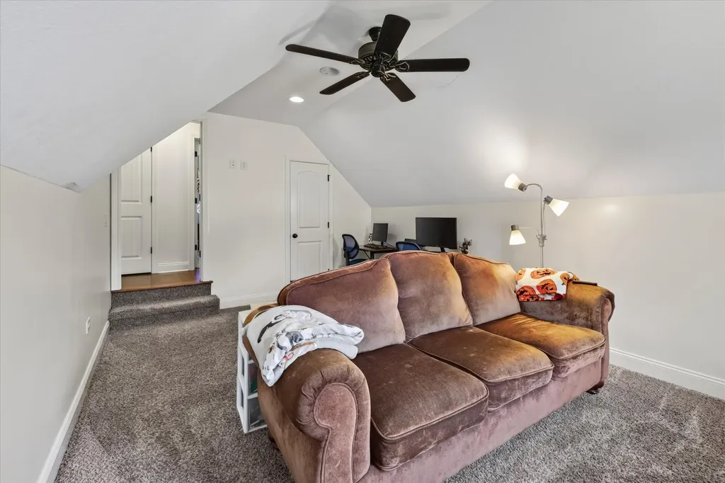 2380 Lock B Road, N Clarksville TN 37043