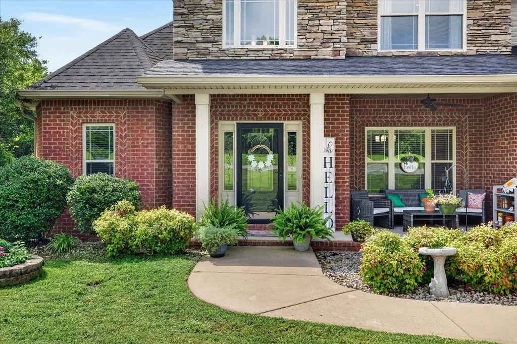 2380 Lock B Road, N Clarksville TN 37043