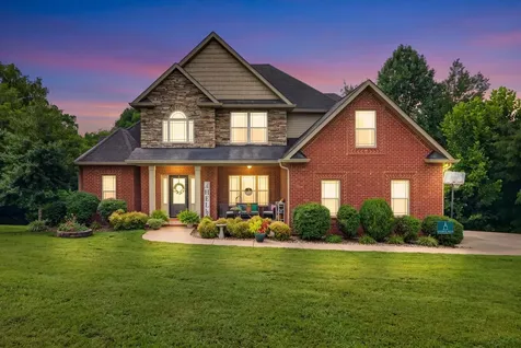 2380 Lock B Road, N Clarksville TN 37043