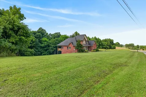 2380 Lock B Road, N Clarksville TN 37043