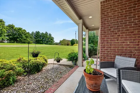 2380 Lock B Road, N Clarksville TN 37043