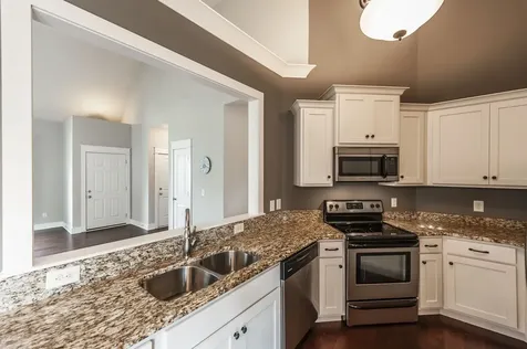 1040 Harper Dean Way Gallatin TN 37066