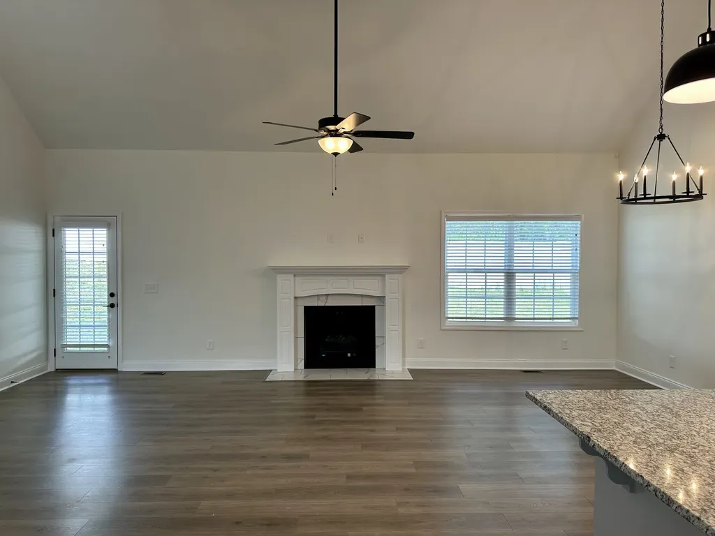 7246 Winding Way Pleasant View TN 37146