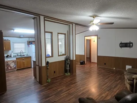 100 Indian Creek Drive Paris TN 38242