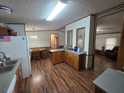 100 Indian Creek Drive Paris TN 38242