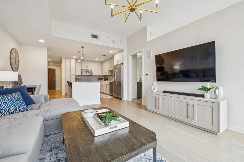 1212 Laurel Street Nashville TN 37203