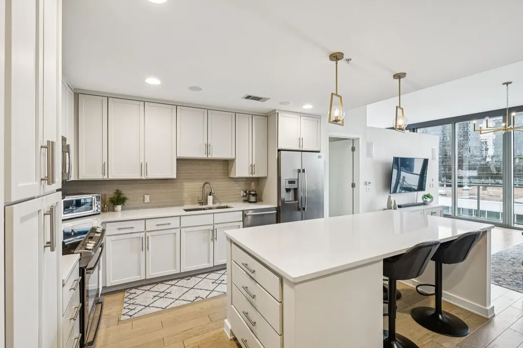 1212 Laurel Street Nashville TN 37203