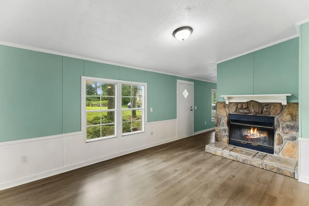 2145 Sowell Mill Pike Columbia TN 38401