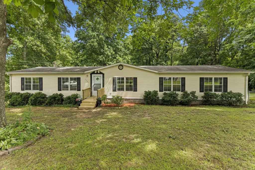 2145 Sowell Mill Pike Columbia TN 38401