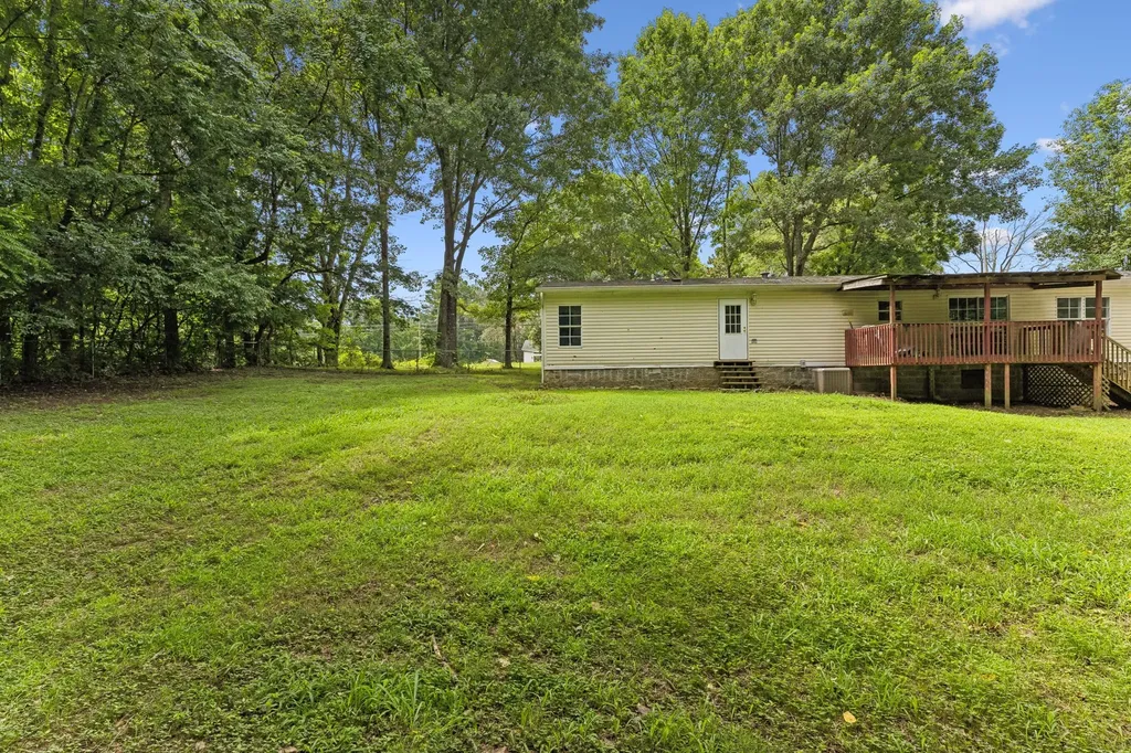 2145 Sowell Mill Pike Columbia TN 38401