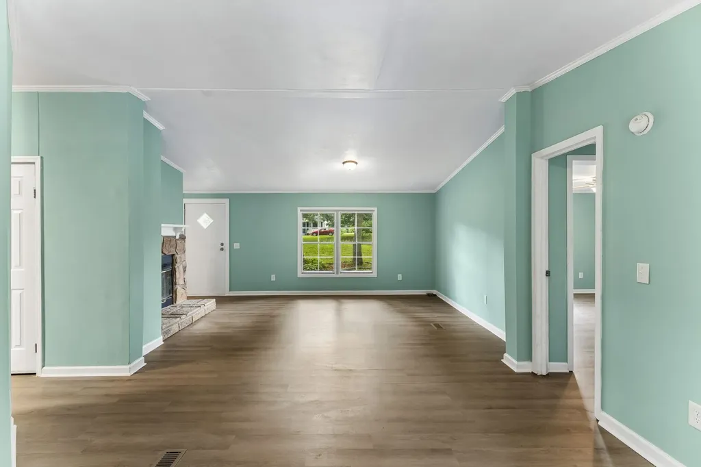 2145 Sowell Mill Pike Columbia TN 38401