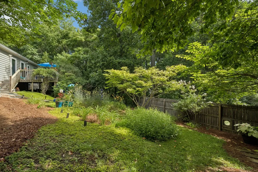 5499 Old Sams Creek Road Pegram TN 37143