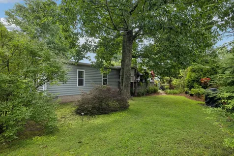 5499 Old Sams Creek Road Pegram TN 37143