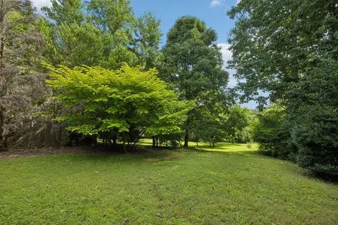 5499 Old Sams Creek Road Pegram TN 37143