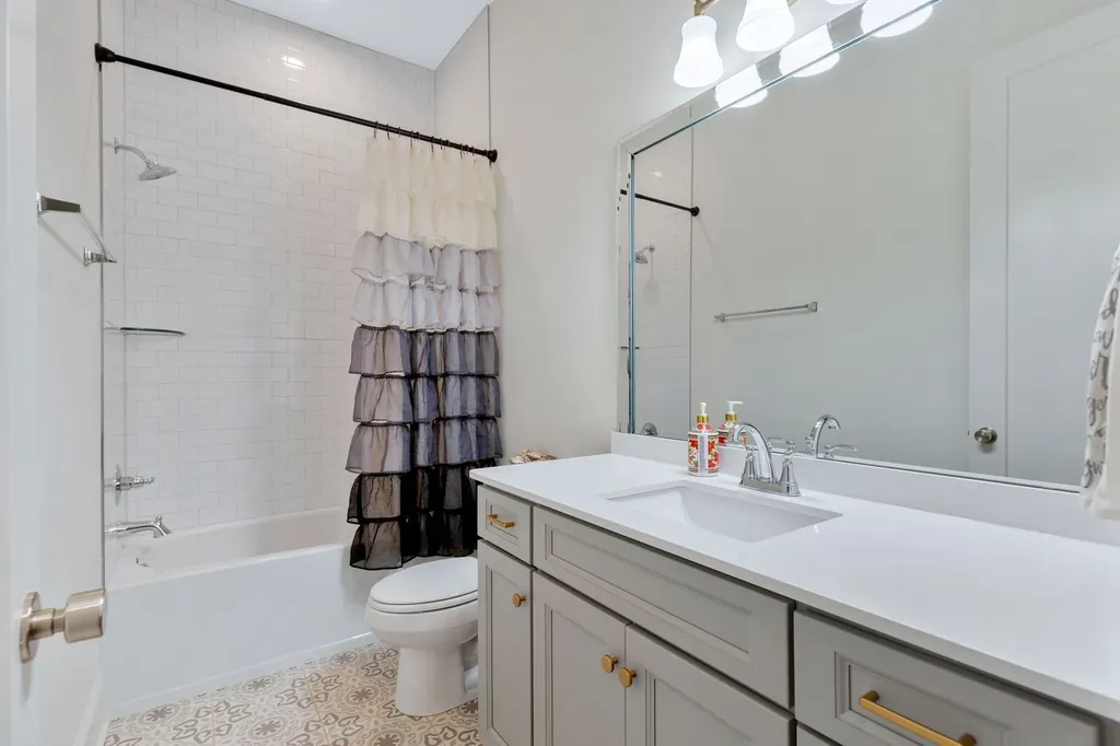1109 Angela Ann Court Nolensville TN 37135