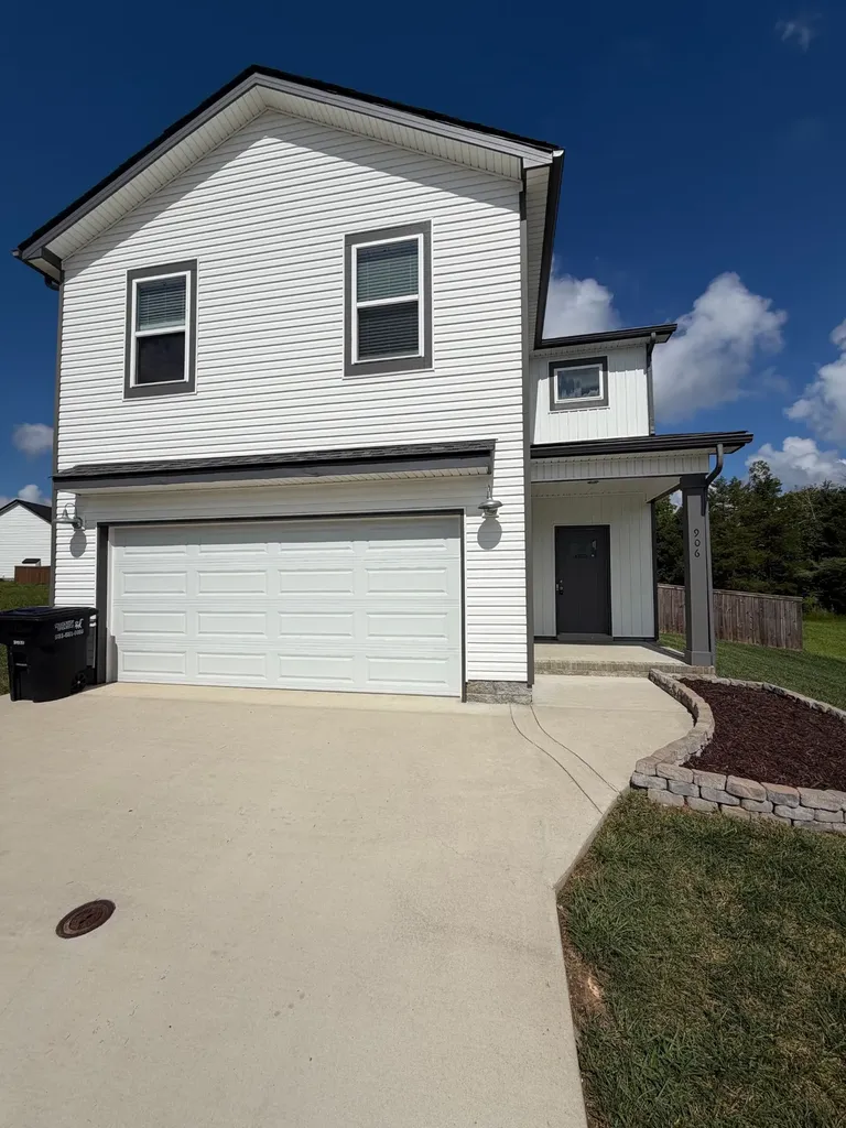 906 Recurve Court Clarksville TN 37042