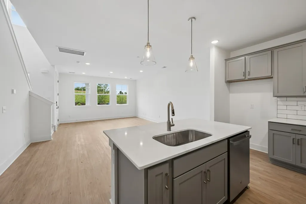 2601 Peaceful Valley Drive Columbia TN 38401