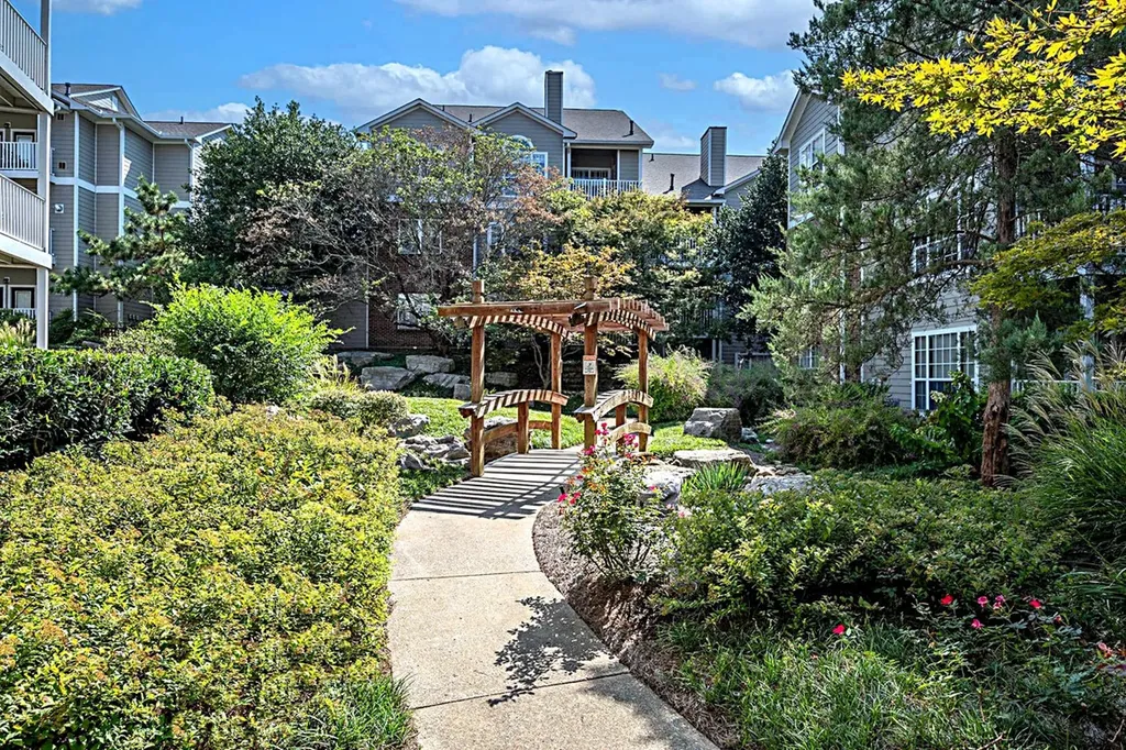 2025 Woodmont Boulevard Nashville TN 37215