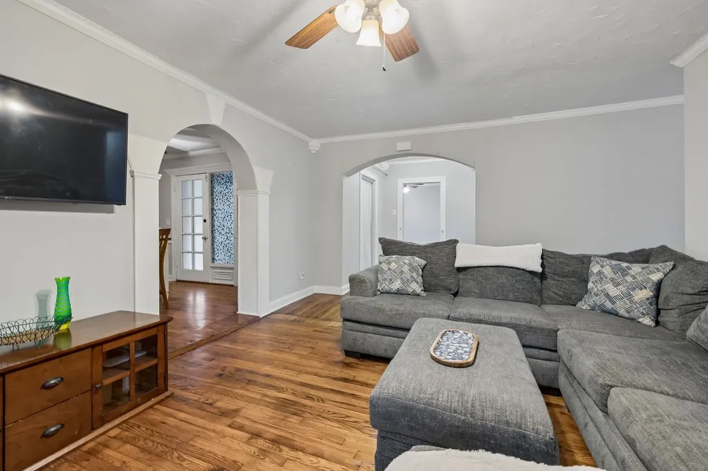 1804 Mars Street La Vergne TN 37086