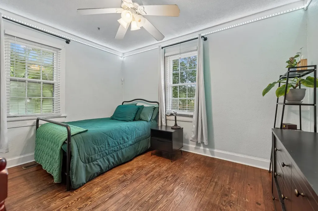 1804 Mars Street La Vergne TN 37086