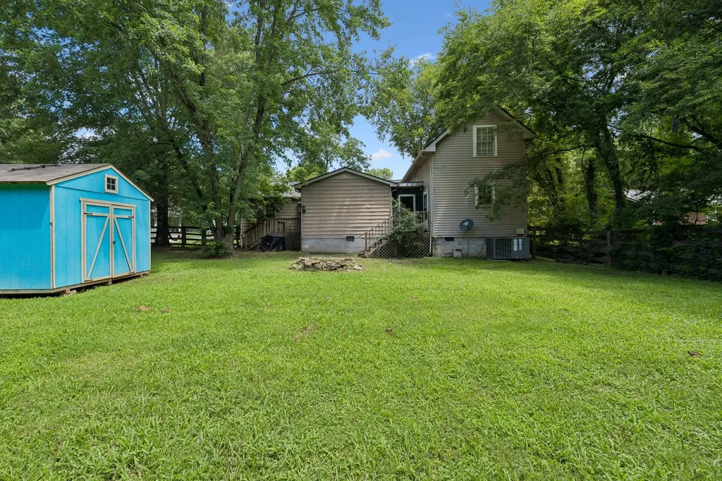 1804 Mars Street La Vergne TN 37086