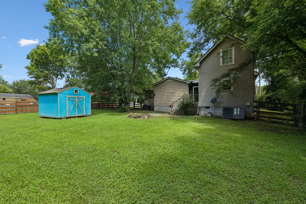 1804 Mars Street La Vergne TN 37086