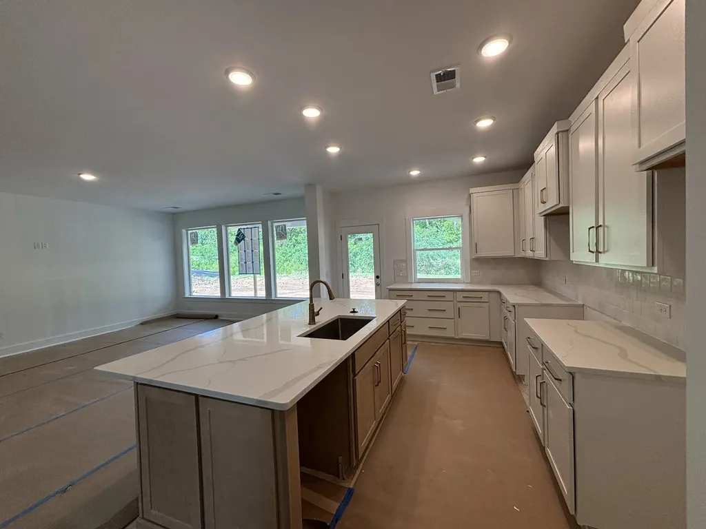 83 Russell Court Lebanon TN 37087