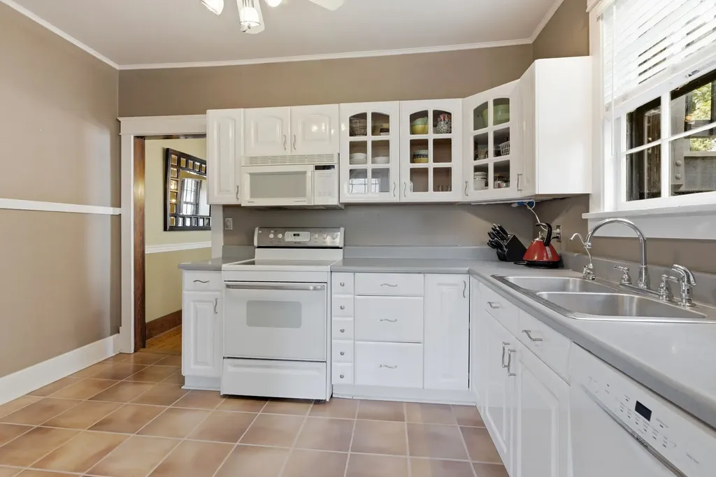 919 Caruthers Avenue Nashville TN 37204