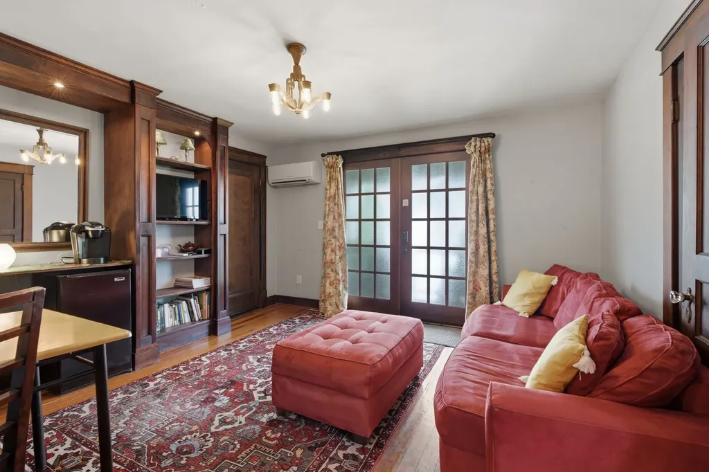 919 Caruthers Avenue Nashville TN 37204