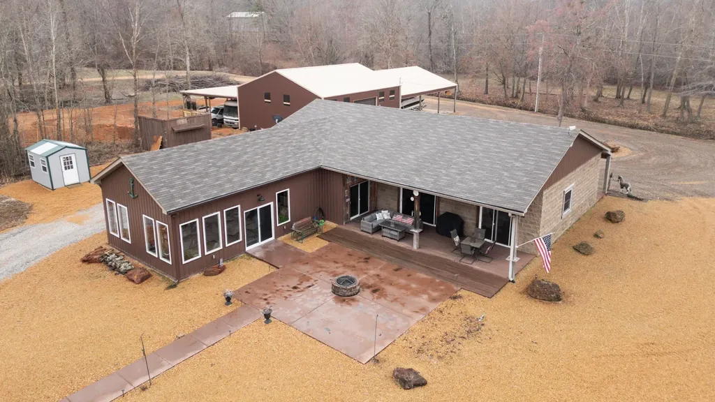 11957 Hwy 79n Buchanan TN 38222