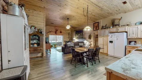 11957 Hwy 79n Buchanan TN 38222