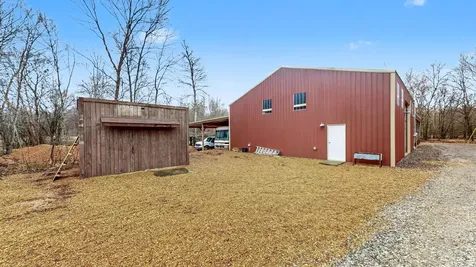 11957 Hwy 79n Buchanan TN 38222