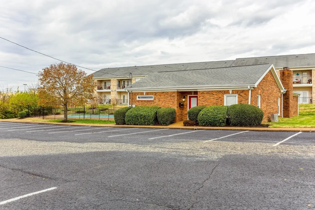 910 Churchill Crossing Madison TN 37115